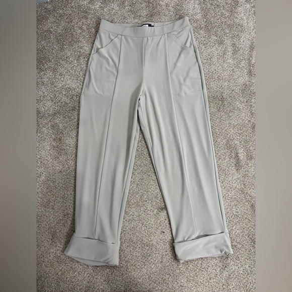 SYMPLI Black Pull-On Cropped Cuffed Jersey Knit Pants Size 6 EUC made in Canada - Picture 9 of 9